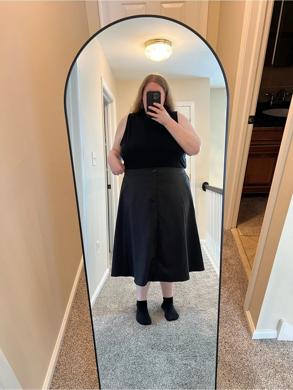 BloomChic Size 6X Black Midi Skirt